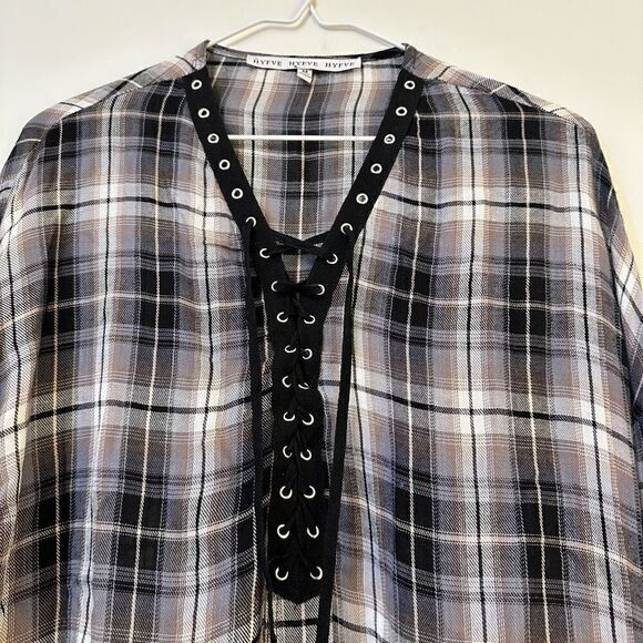 Hyfve Plaid Relaxed Fit Long Sleeve Lace Up Front Top Black Gray Size Medium - Picture 2 of 4